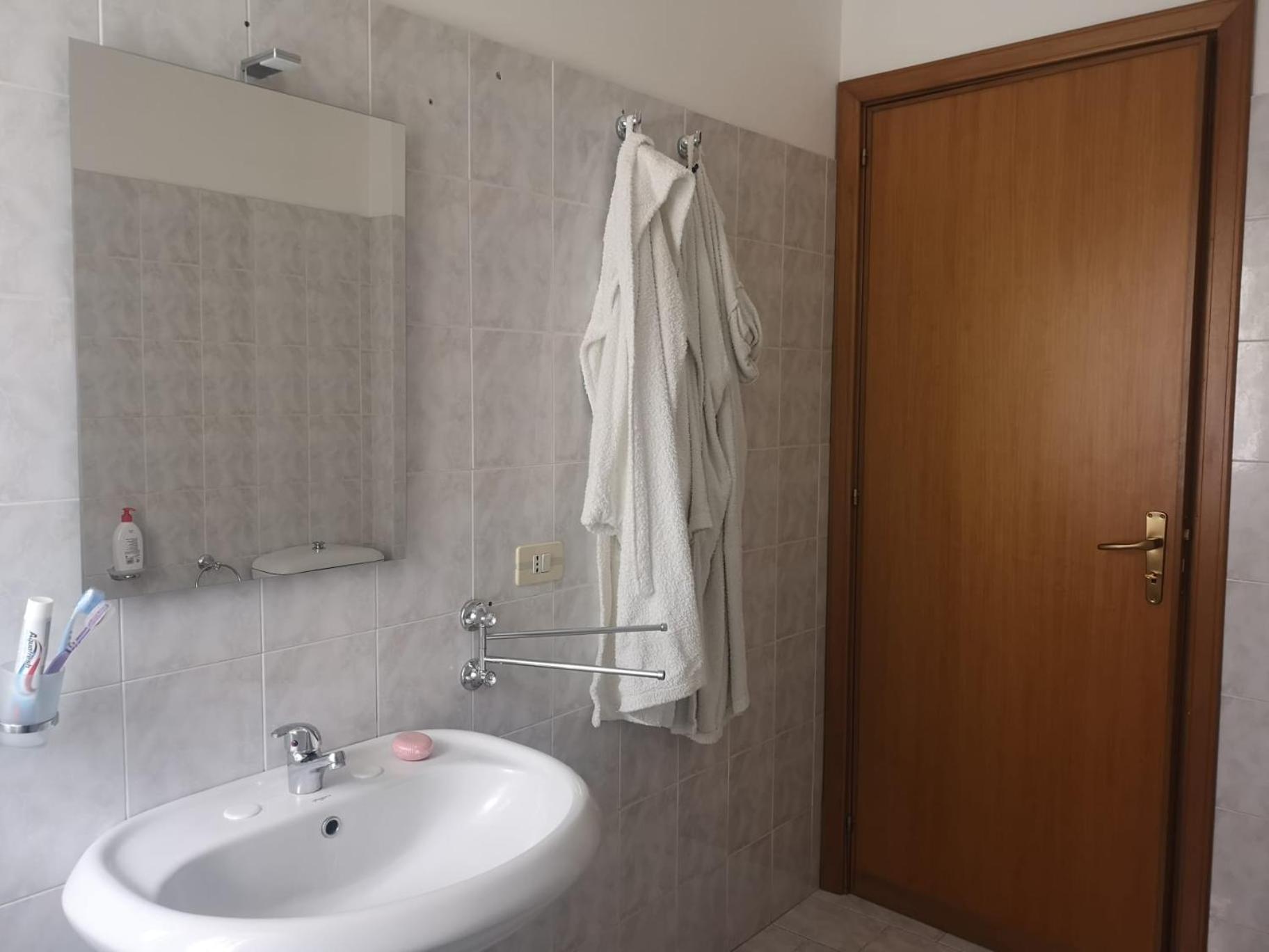 Etna Holiday Apartment - Casa Vacanze フィウメフレッド・ディ・シチーリア エクステリア 写真